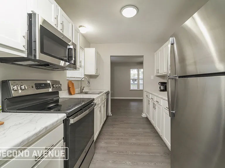 635 Meridian Ave — Photo 4