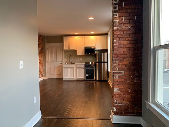 3rd image of 1200 N 2nd St APT 2B