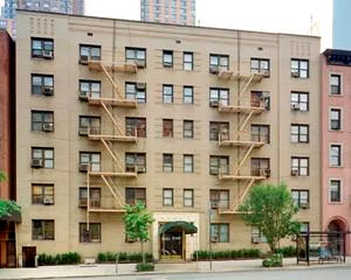 Sold by Corcoran | media 25