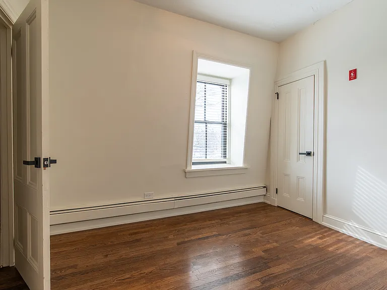 200 Waterman St #7 — Photo 4