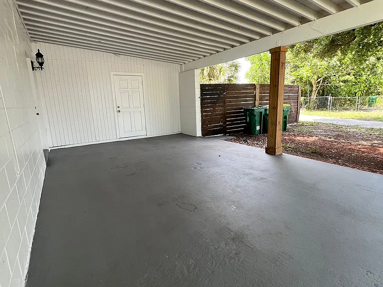 1221 Cypress Ln — Photo 23