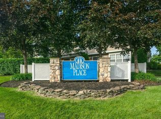 2701 Saxony Dr, Mount Laurel, NJ 08054