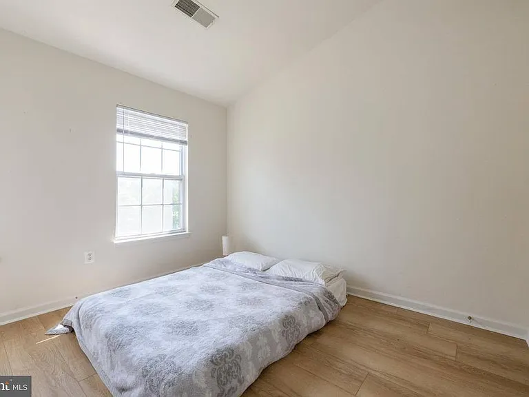 2456 Covered Wagon Ct — Photo 23