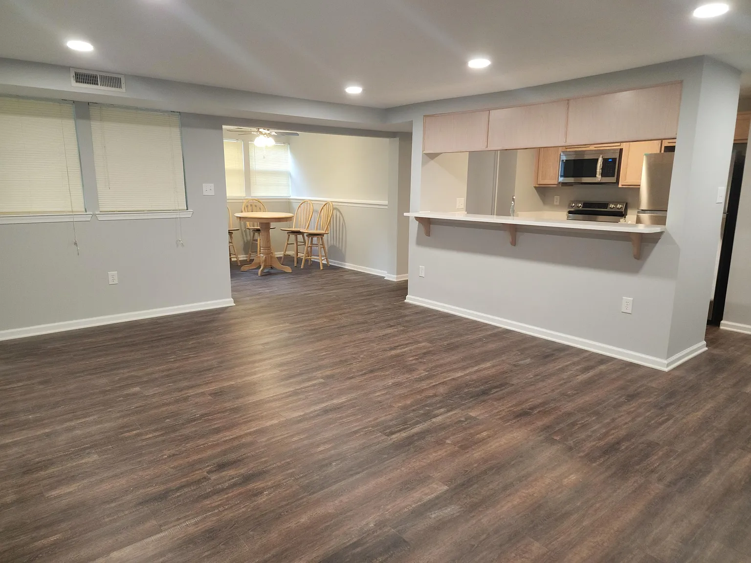 9387 Horse Castle Court - 804 — Photo 3