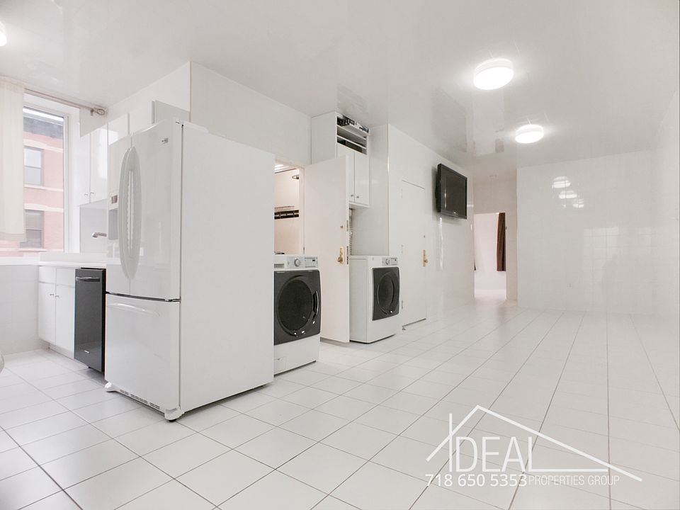 1st image of 139 16th St #2