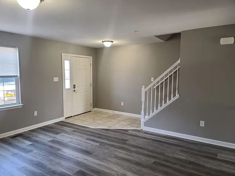 397 Viewpoint Way — Photo 4