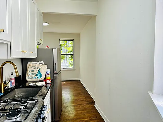 Rented by Bond New York | media 14