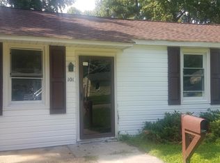 101 Atwell Ln, Hampton, VA 23669