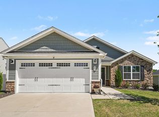 89 Tangled Oaks Ln, Fuquay Varina, NC 27526
