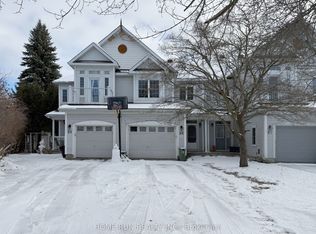 95 Hemlo Cres, Ottawa, ON K2T1E1