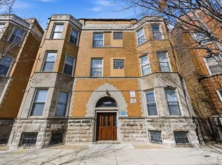 4852 S Prairie Ave #2B, Chicago, IL