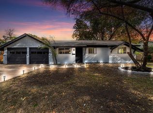 316 NW Wintercrest Rd, Burleson, TX 76028