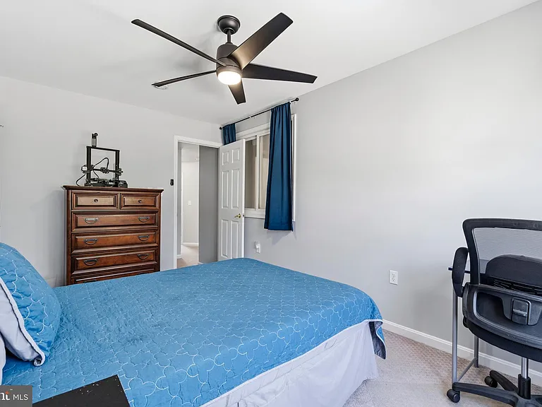 13922 Rutgers Ct — Photo 41