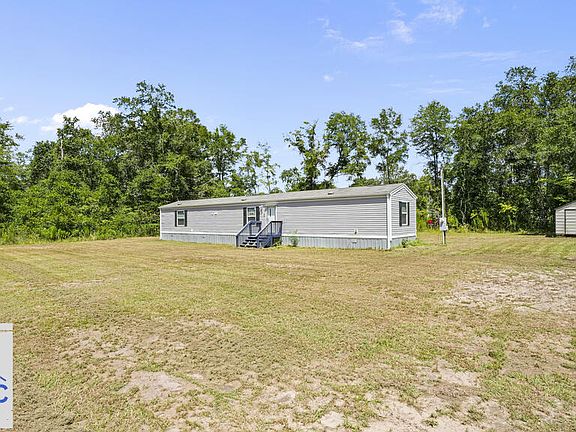 3rd image of 133 Rodman Rd