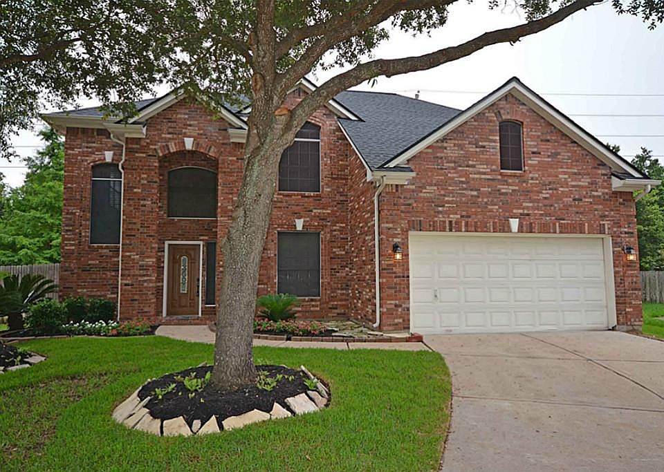 1st image of 12802 Pheasant Lake Ct