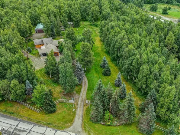 4701 S Redoubt Dr, Wasilla, AK 99654