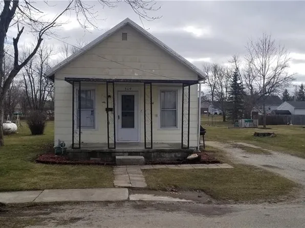 319 Grove St, Carey, OH 43316