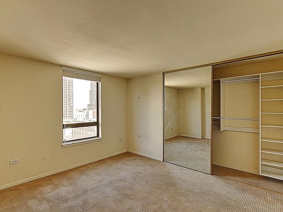 4th image of 1020 15th St APT 15G