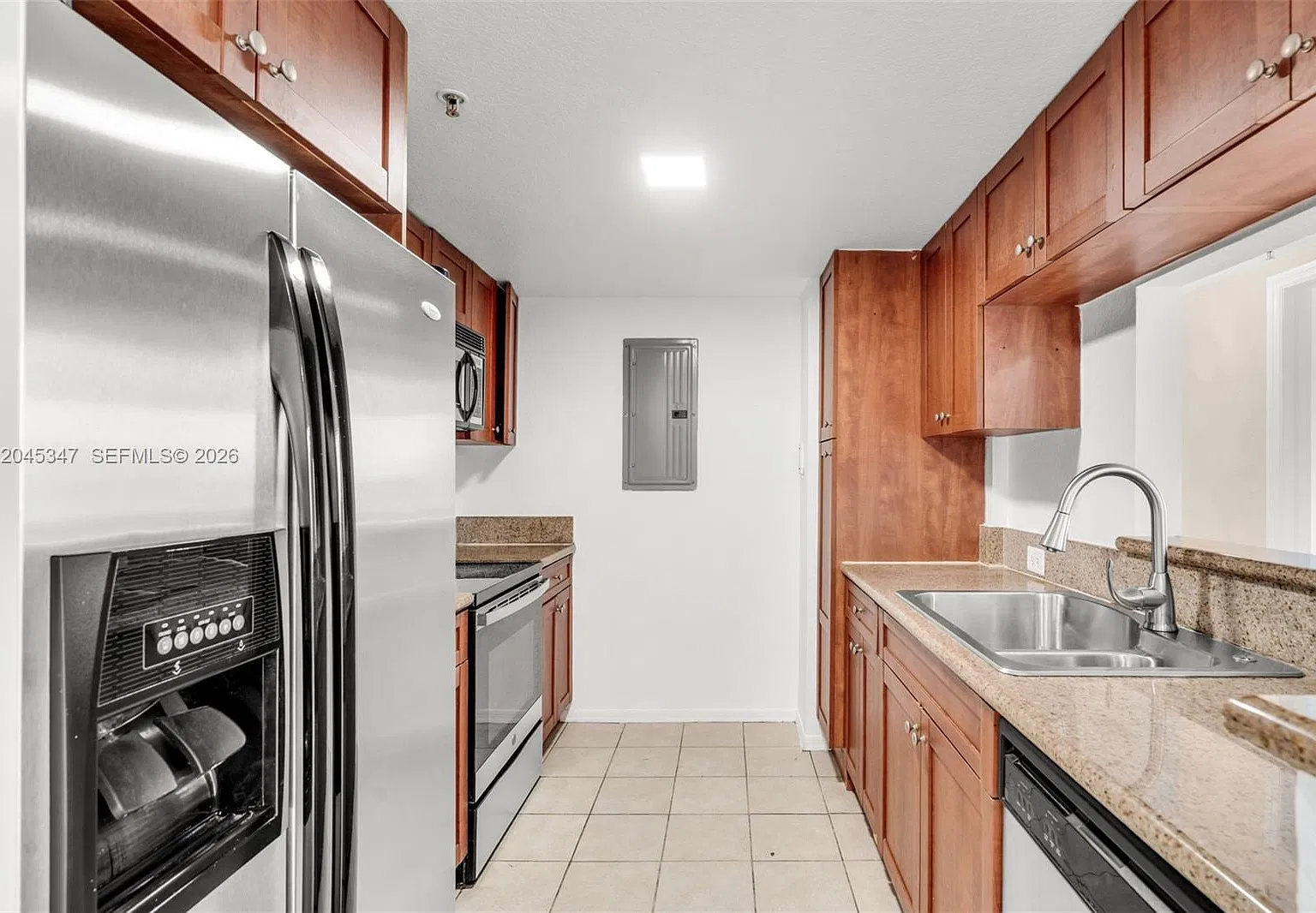 Havana Lofts Condo — Photo 3