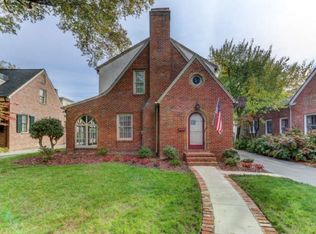 411 Fountain Pl, Burlington, NC 27215