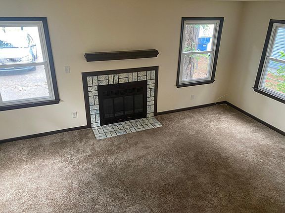 4th image of 133 S Palm Ave #A