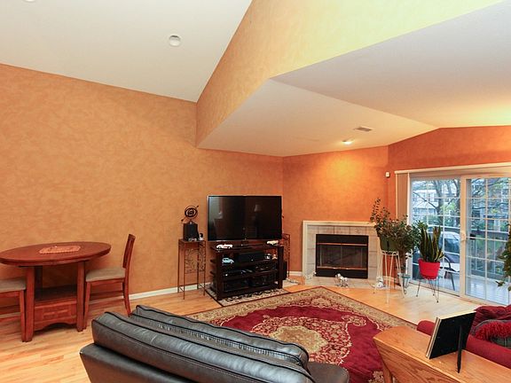 5th image of 8230 Cinnamon Ln #8230