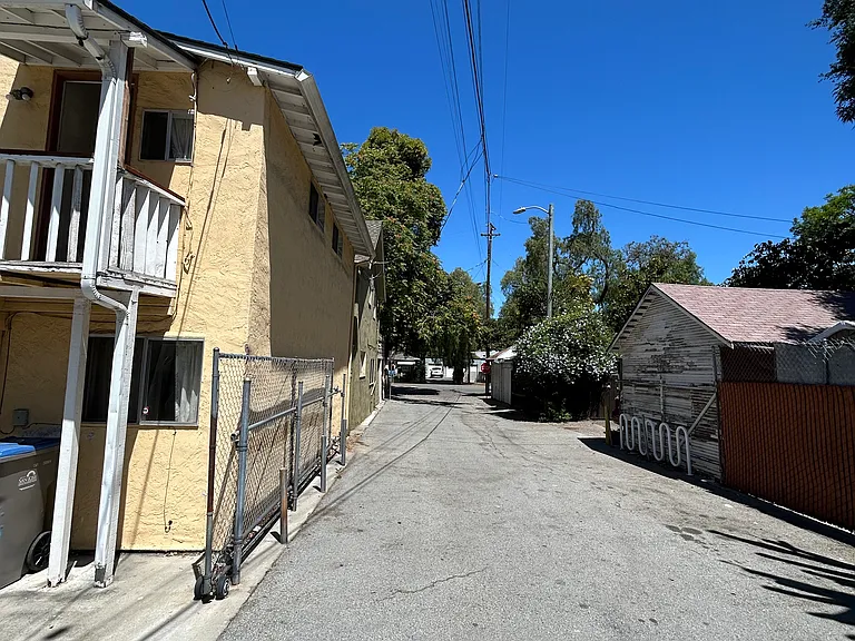618 S 5th St #C — Photo 19