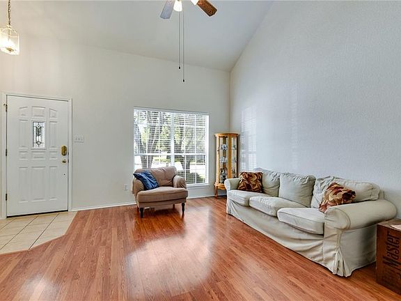 4th image of 3912 Eagles Nest St