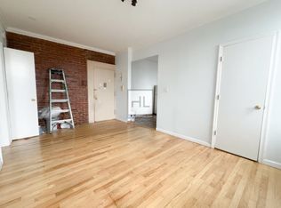 4004 36th Ave #2, Long Island City, NY 11101