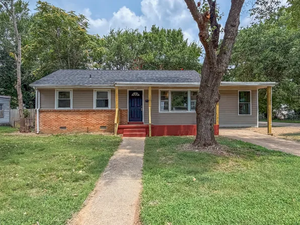 2235 N Whitehill Dr, Petersburg, VA 23803