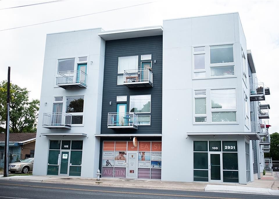 1st image of 2931 E 12th St Unit 202