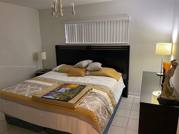 5th image of 300 S Hollybrook Dr APT 309
