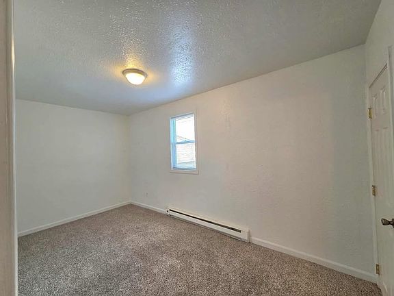 5th image of 227 S Chelan Ave APT 1