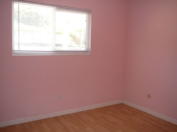 bedroom3