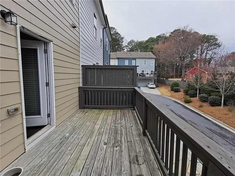 3795 Oxford Cir — Photo 25