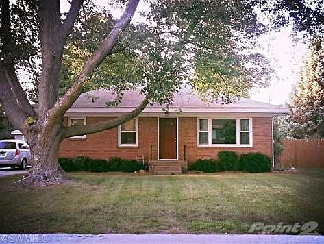 2nd image of 651 66th St SE