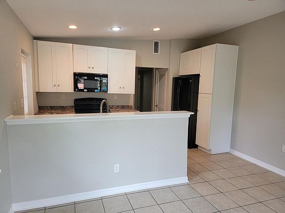 5th image of 1631 Asher Ln #1631