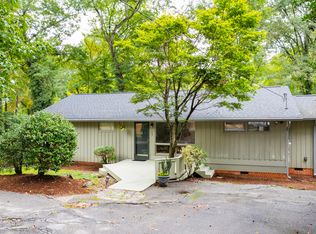 109 W Drewry Ln, Raleigh, NC 27609