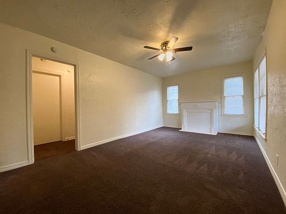 2nd image of 1320 Campbell Rd