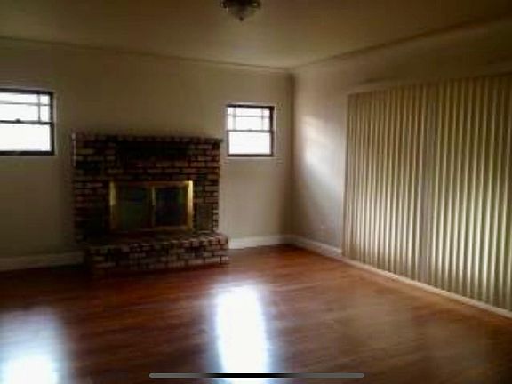 4th image of 5820 Cahalan Ave