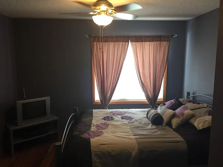 Bedroom #1