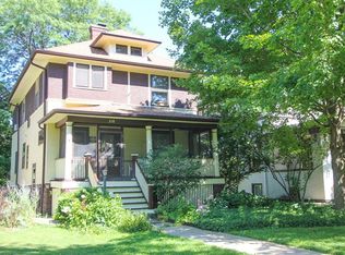 210 N Taylor Ave, Oak Park, IL 60302