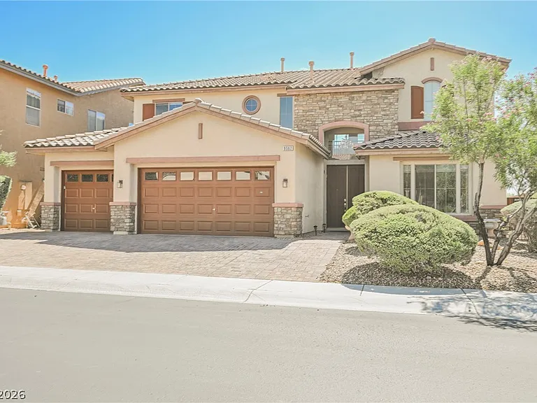 9562 Staff Ln — Photo 2