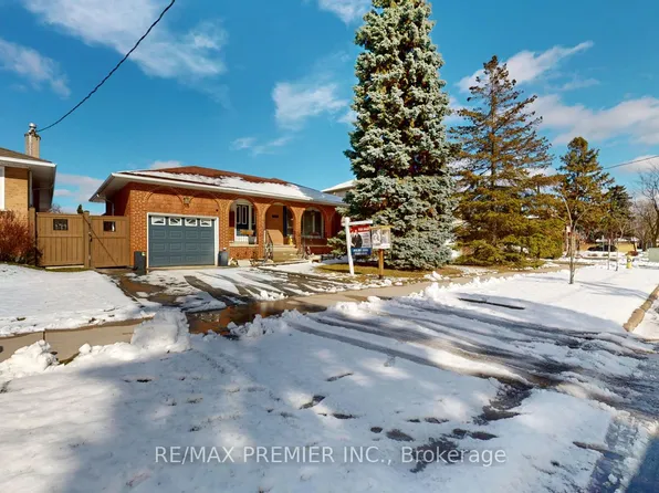 160 Verobeach Blvd, Toronto, ON M9M 1R3