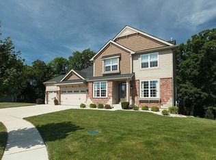 235 Grayleaf Ct, Wentzville, MO 63385