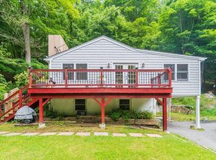 4 Old Brimstone Rd, Carmel, NY 10512