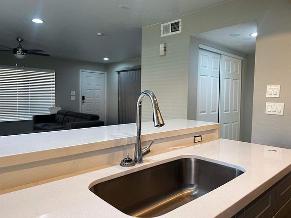 3rd image of 1432 W Emerald Ave Unit 685