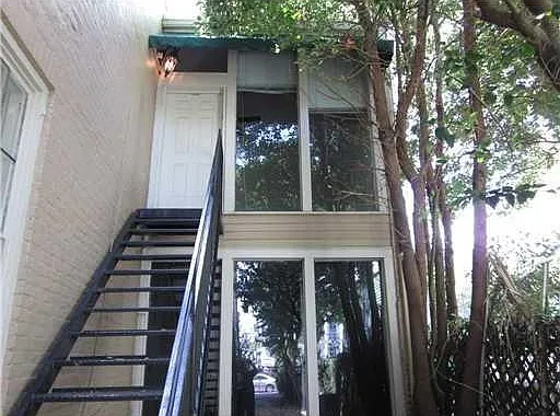 1 bed, 1.0 bath, 650 sqft, $1,600 — Photo 2