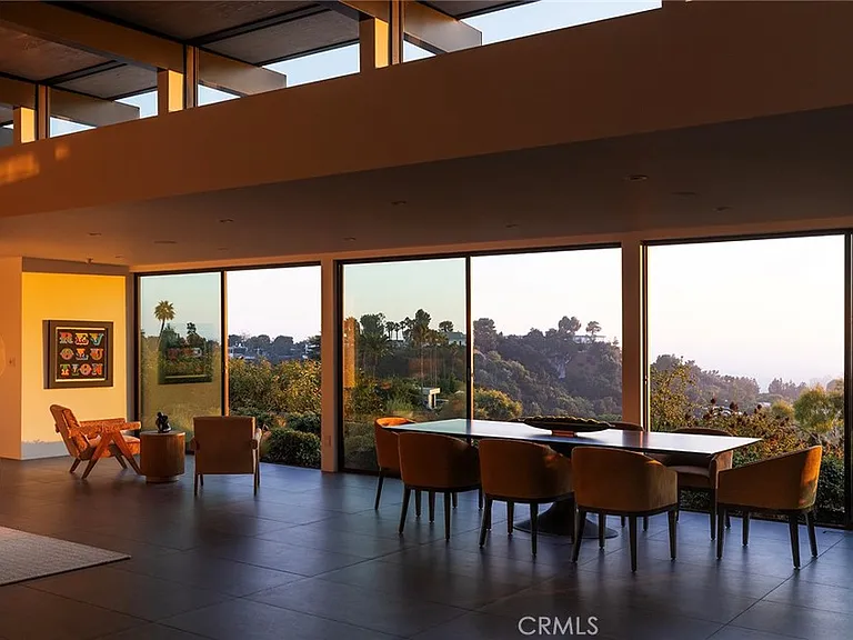 9015 Alto Cedro Dr — Photo 19
