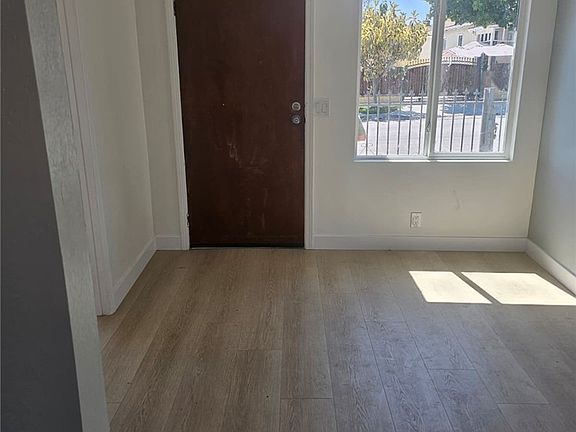 3rd image of 162 N Alma Ave E